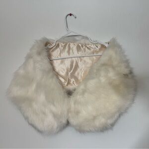 Elegant Faux Fur Shawl in Cream